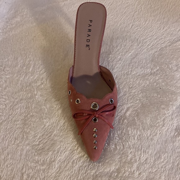 Leather upper balance man made size 7 like new, only worn once. - Picture 4 of 4